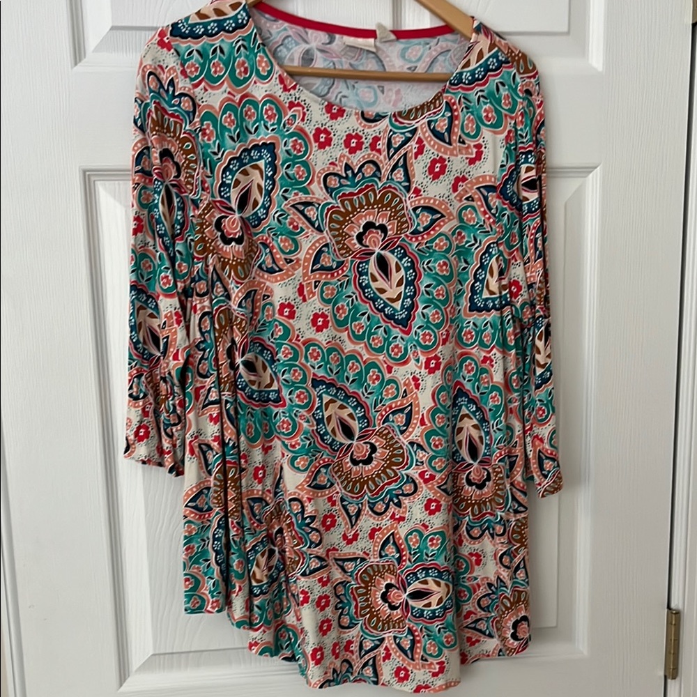 Floral Patterned Women's Chico top!